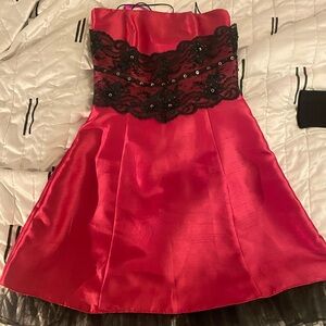 Elegant Pink and Black Strapless A-line Formal Dress